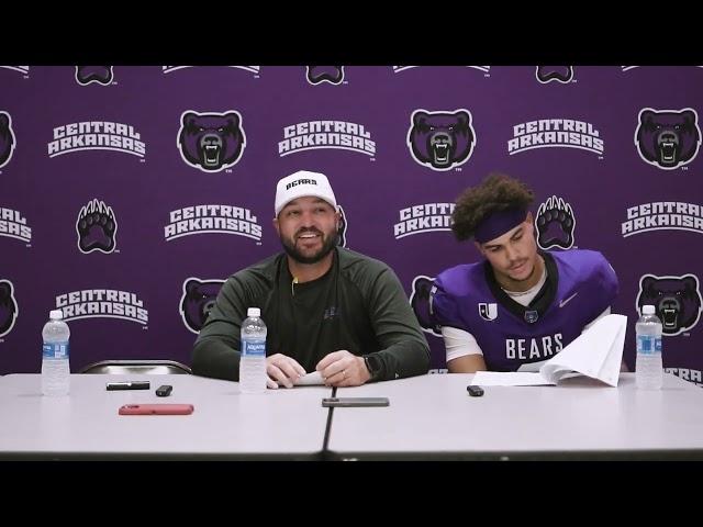 fb vs una post presser