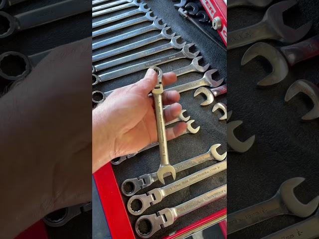 I Love Tools! # 22 GearWrench 12 Point Flex Head Ratcheting Combination Wrench Set