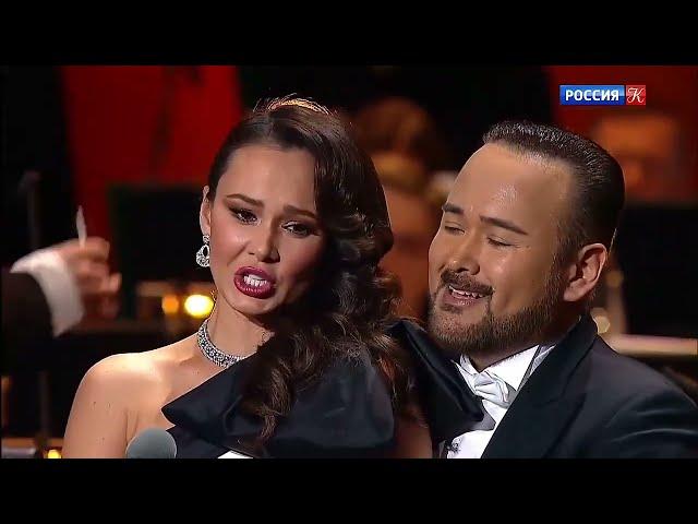 Aida Garifullina & Javier Camarena - È il sol dell’anima“Addio, speranz ed anima”Rigoletto