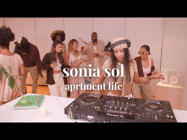 sonia sol | aprtment life (baile funk & afro electronica)