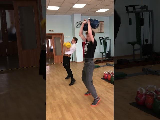 Толчок гирь по длинному циклу тяжело в учении, легко в бою  #спорт #motivation #sports