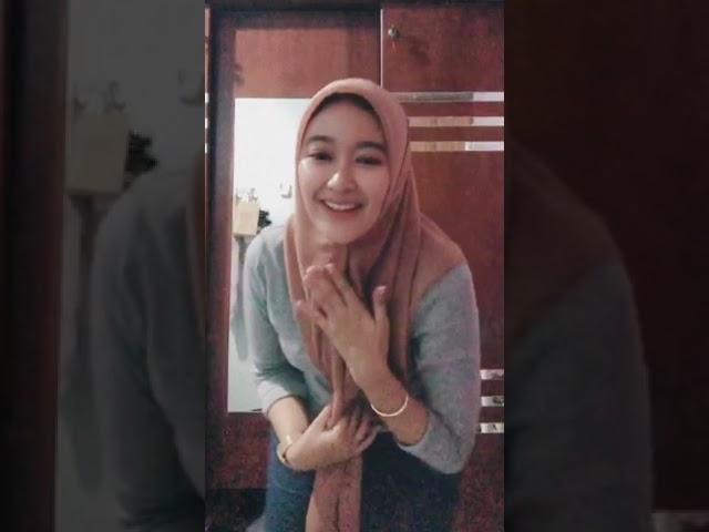polosan tiktok jilbab ketat mantap goyangannya mempesona