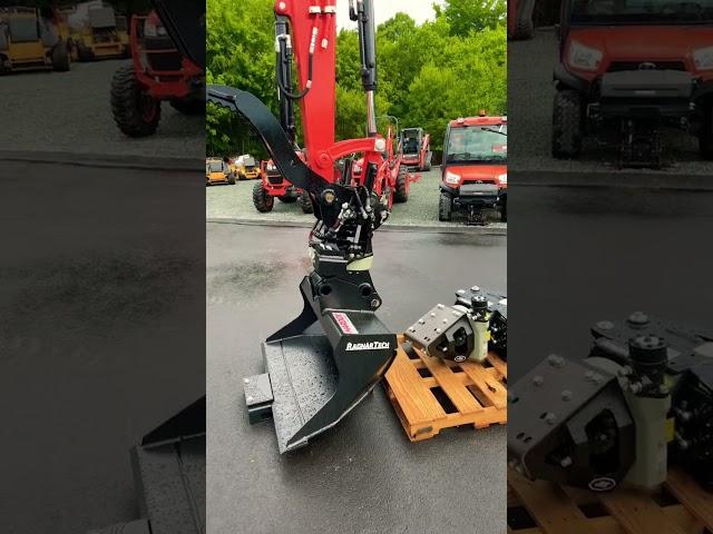 Tilt rotator on a Kubota excavator