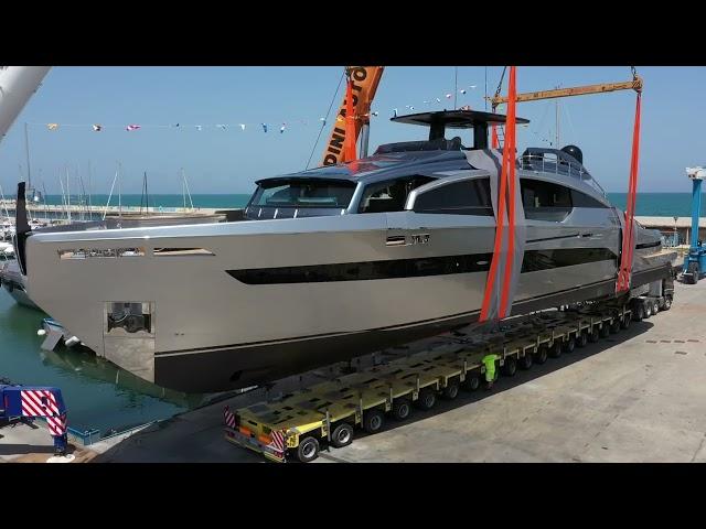 Luxury Yachts - Pershing GTX116, second unit launched - Ferretti Group