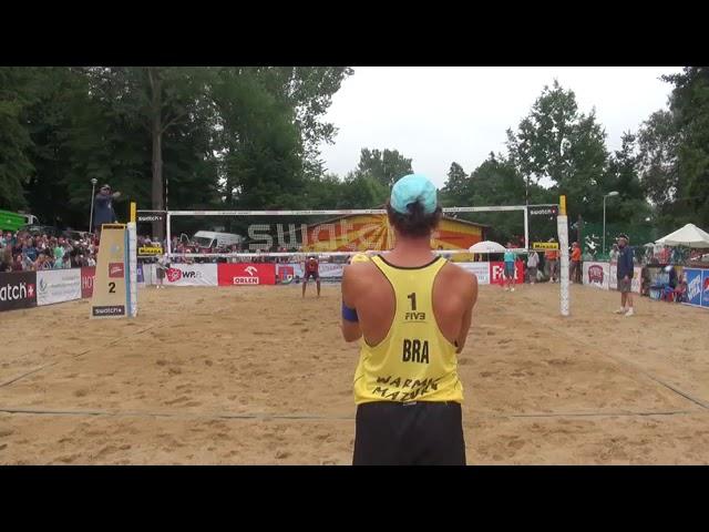 Beach volleyballكرة طائرة شاطئية