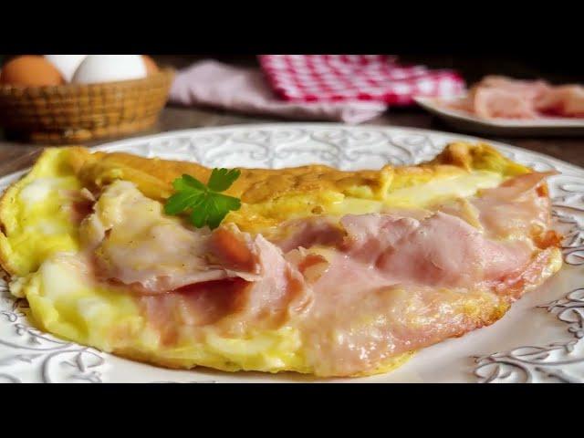 OMELETTE AL PROSCIUTTO: RICETTA semplice, gustosa e veloce, perfetta per TUTTI!