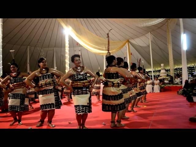 Tongan Royal Wedding Tau'olunga - Kolovai Girls