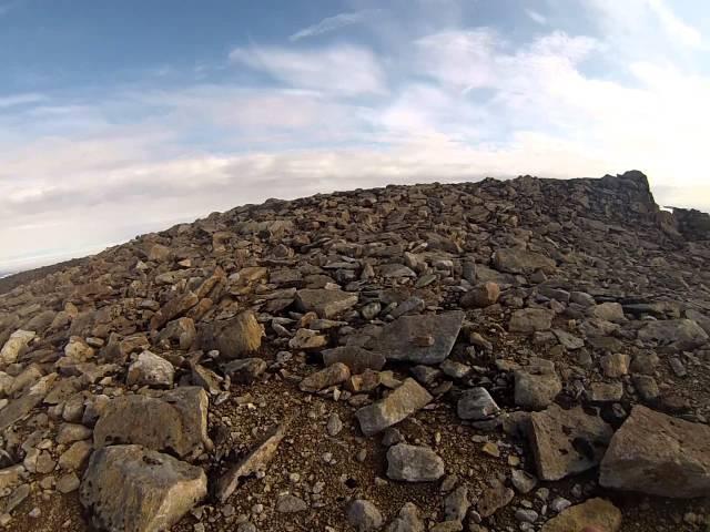 Reaching summit of Torfajökull in Landmannalaugar