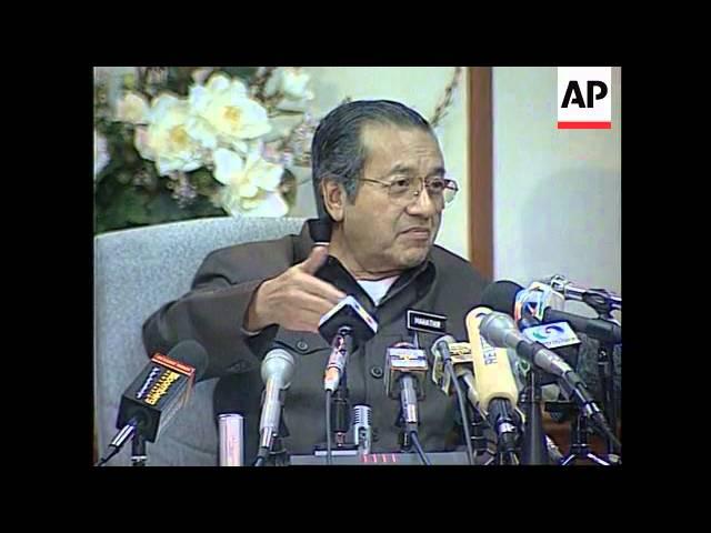 Malaysia - Mahathir speaks out against Anwar