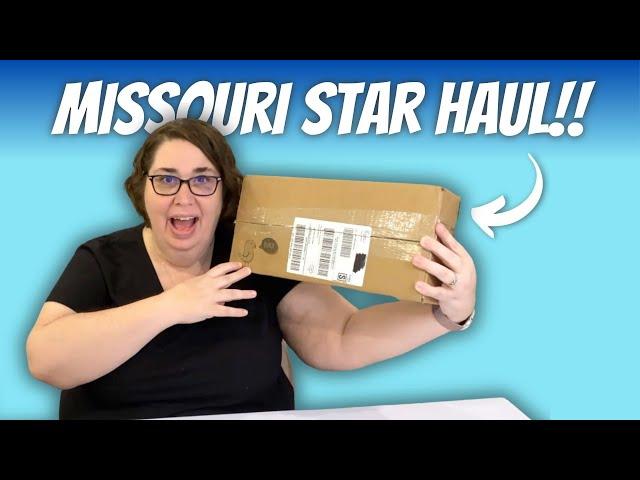 YOU NEED TO SEE what's inside this @MissouriQuiltCo box!