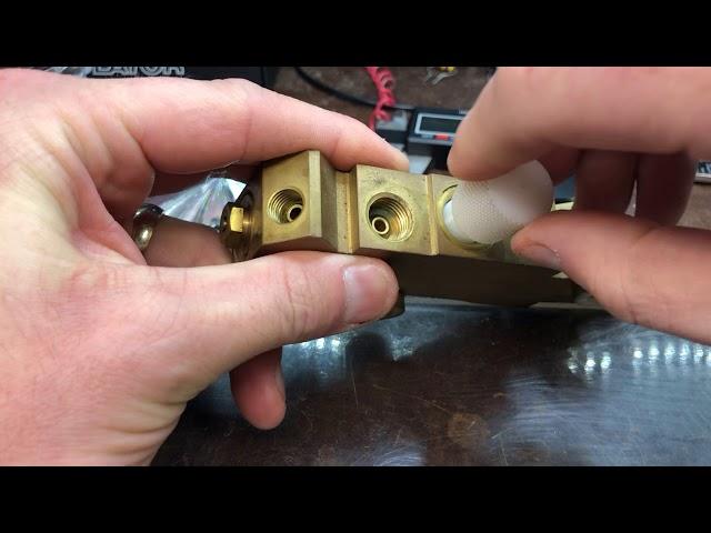 Proportioning Valve Resetting and Shuttle Valve Bleed Tool