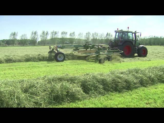 KRONE Swadro Twin Rotor Centre Delivery Rakes