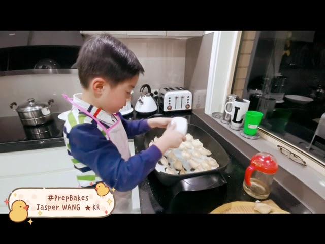 Making DELICIOUS dumplings fete for Daddy -Jasper Wang 6yrs