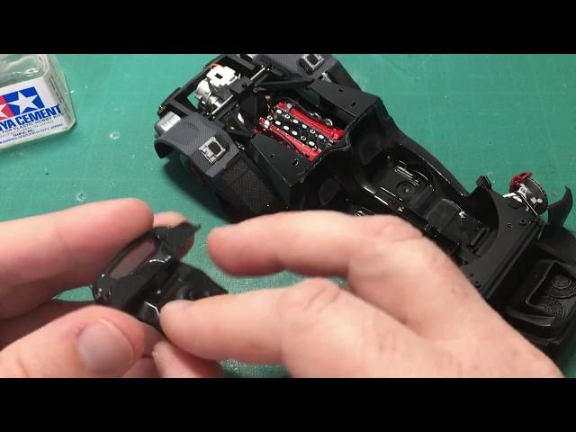 Tamiya Ferrari LaFerrari 1:24 Build Log Part 6 - Completing the engine bay