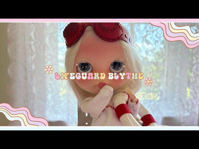 Unboxing Custom Lifeguard Blythe