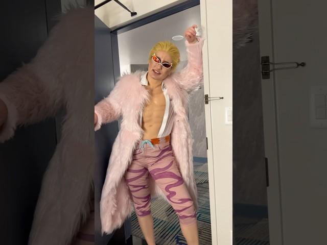 Persistent exes  #doflamingo #doflamingocosplay #crocodile #crocodileonepiece #dofuwani #onepiece