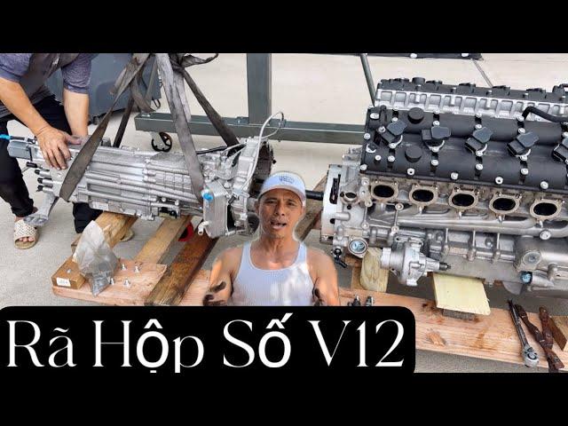 Lôi Hộp Số Lamborghini V12 Ra,Pulling Out V12 Transmission.