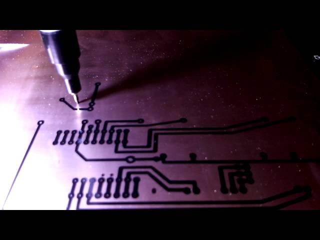 Гениально! ЧПУ сам рисует печатную плату (Drawing PCB CNC)