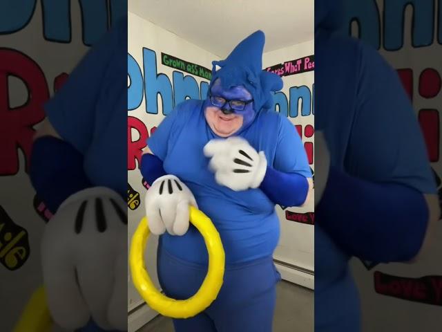 I’m an adorable sonic!