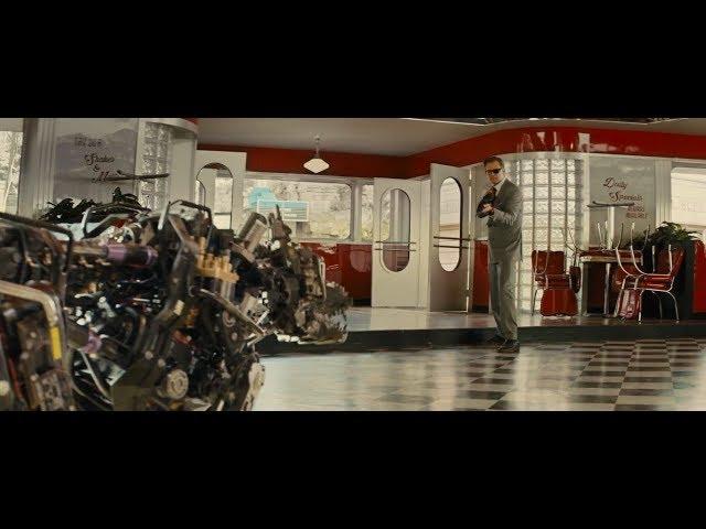 Kingsman: The Golden Circle - Harry attacked by Poppy's robot-hound Jet