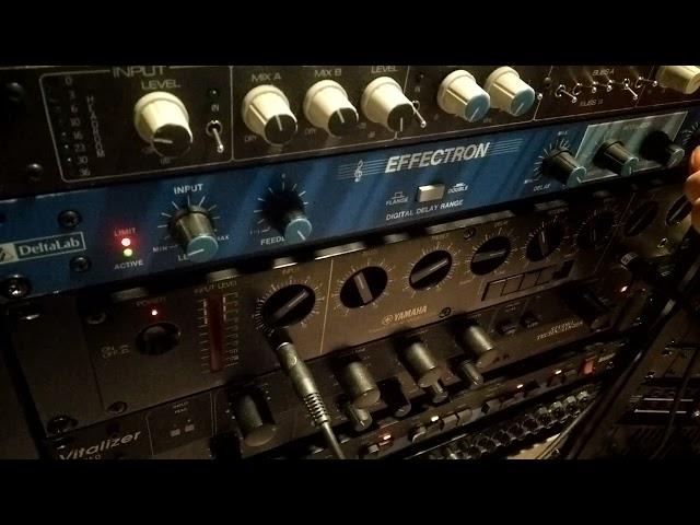 Behringer 2600 Through DeltaLab Effectron