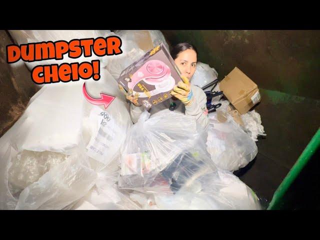 Dumpster dos Estados Unidos cheio!