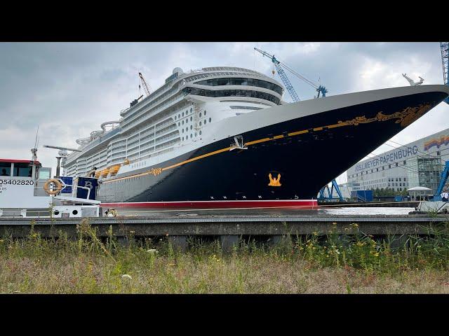 Disney Treasure | The Float - Out Movie at Meyer Werft