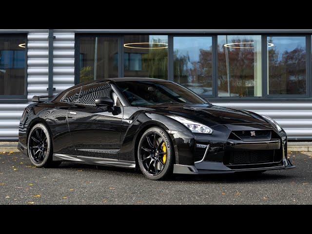 2019 Nissan R35 GT-R Track Edition LM1000 - Pearl Black Metallic - Walkaround (4K)