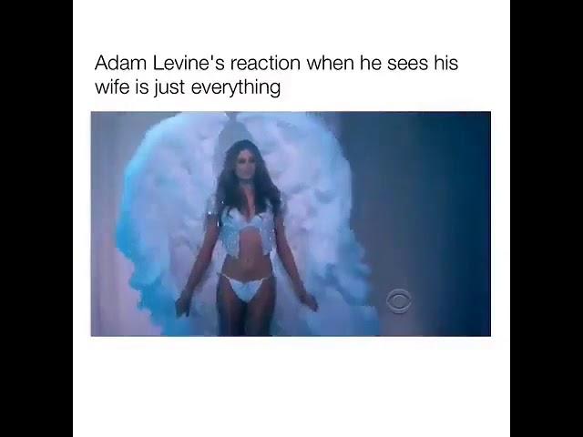 Adam Levine reacting to his wife Victoria Secret Taylor Swift (live)