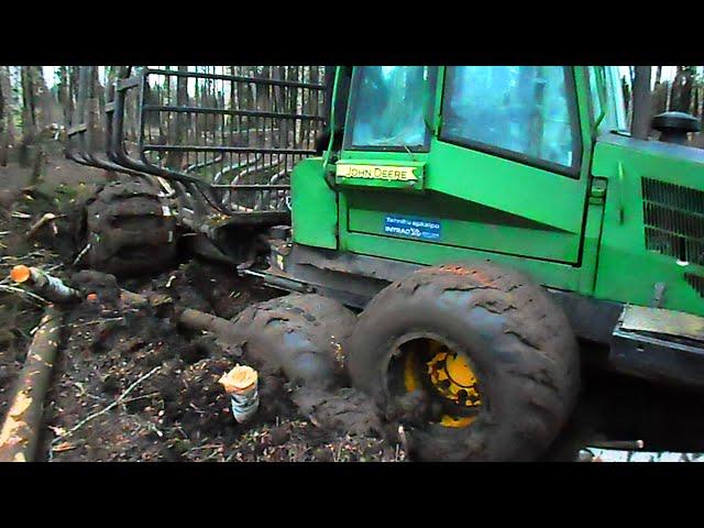 John Deere 810 stuck in mud, extreme