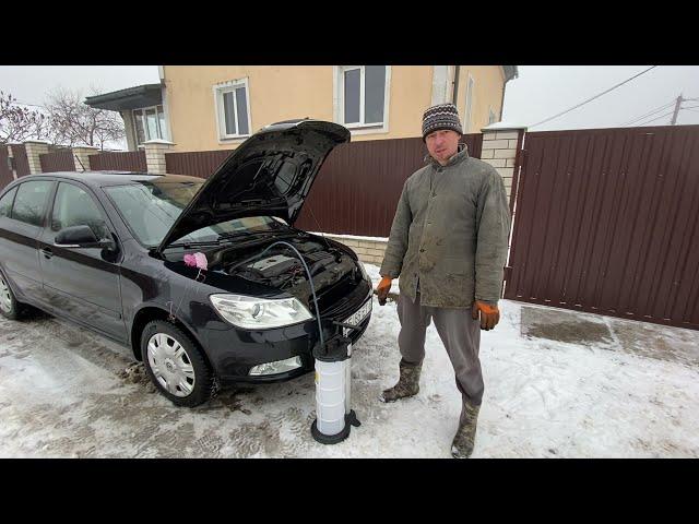 Ручной насос с ёмкостью 9 литров для вытяжки отработанного масла