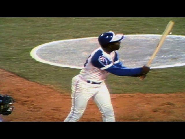 Vin Scully calls Hank Aaron's historic 715th home run