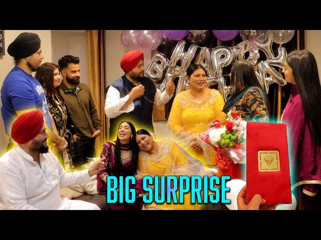 MUM'S BIRTHDAY VLOG! HER BIGGEST SURPRISE!!| Bajwa Family TV