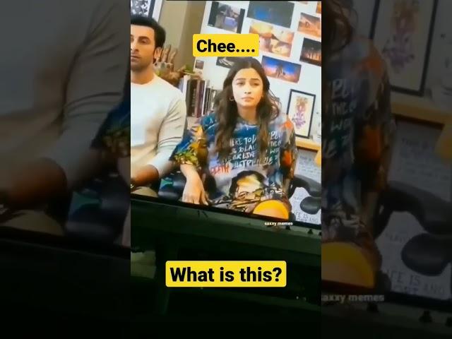 Alia bhatt smelling fart, Caught on camera, What the hell....