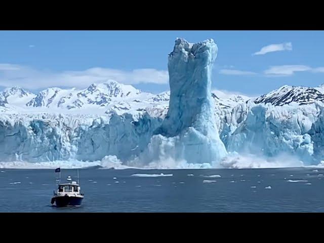 10 of the Most Spectacular Glacier Calving Events Captured on Video