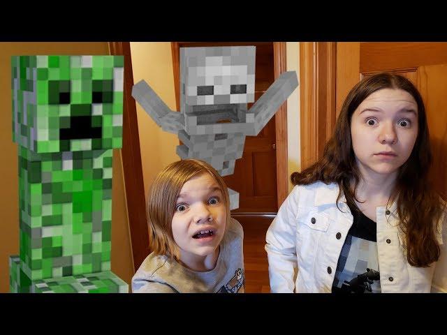 Chased By A Creeper!  Minecraft Treasure Hunt!