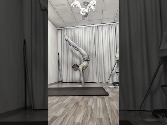 Handstand