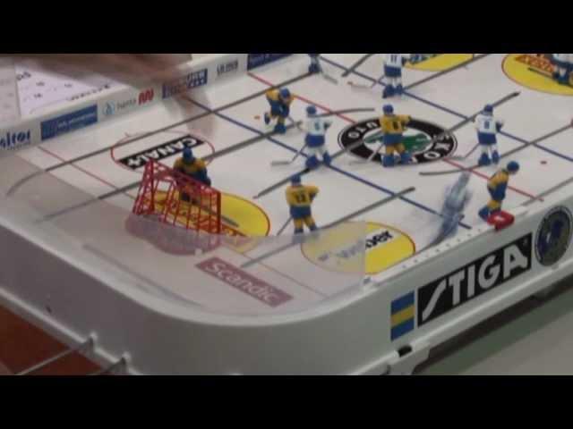 Настольный хоккей-Table hockey-WCh-2011-DMITRICHENKO-NUTTUNEN-Game1-comment-TITOV