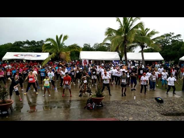 Team ‪#‎Drautabua‬ at Suva Marathon 2015 zumba session