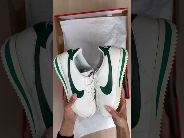 UP CLOSE with the Nike Cortez Sail Gorge Green  #sneakers #unboxing #asmr #women