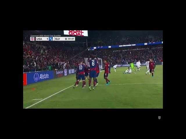 Anotonee Robinson scores vs El Salvador for 1-0 win