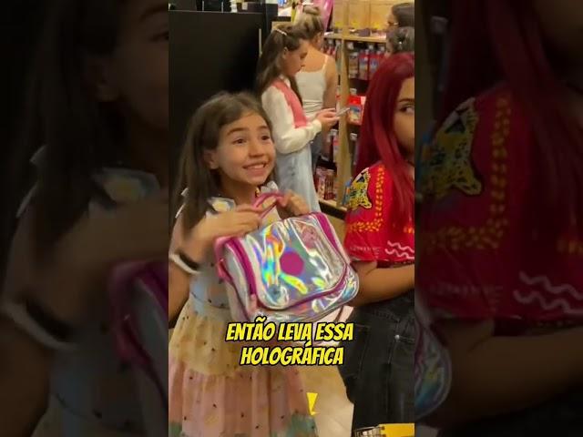 QUANDO EU VOU NA PAPELARIA  #shorts #shortsnobrasil @canalleitura siga @dailyfamiliaporcides