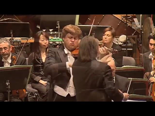 Andrey Baranov plays Shostakovich's Violin Concerto No.2