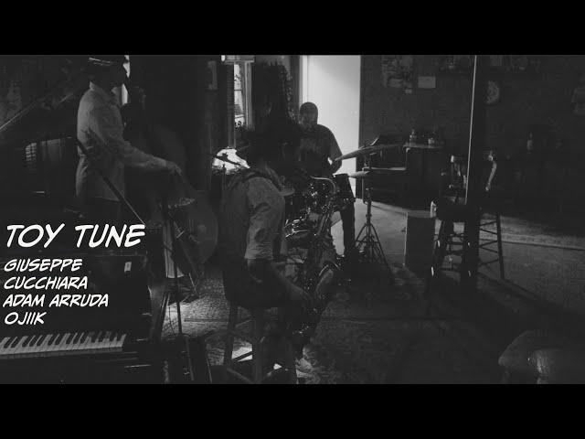 Toy Tune (W.Shorter) - Giuseppe Cucchiara Trio feat. Ojiik and Adam Arruda