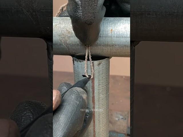 Brilliant idea of welder to cut pipe easily #welding #weld #welder #fabricaton #stickwelder