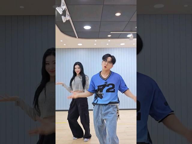 ITZY Chaeryeong and Changbin - S-Class Challenge