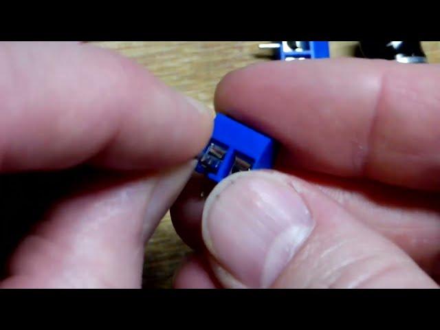 More challenging blue terminal block for 16 gauge stranded wire ferrule connector