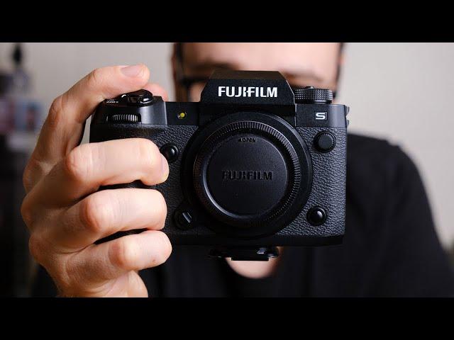 Fuji XH2S:  I'M LATE