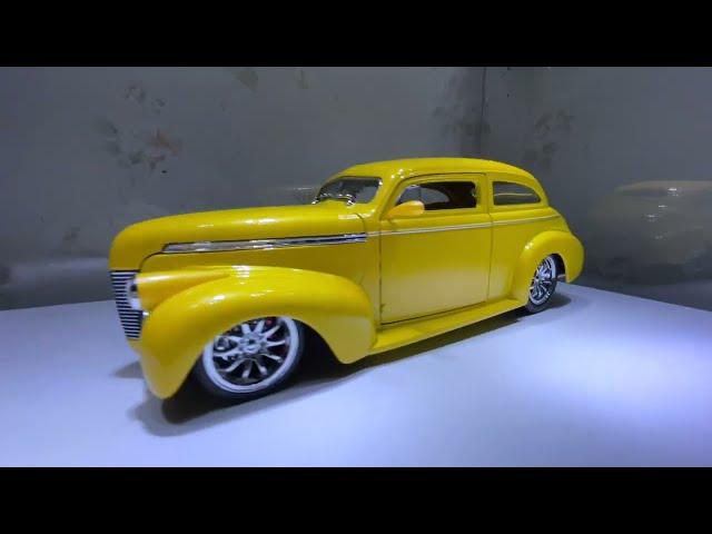 Road Signature Shyne Rodz  1/18 1940 Chevy Sedan