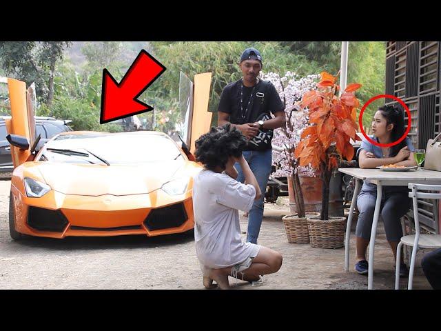 GEMBEL SULTAN COD BELI MOBIL LAMBORGHINI CASH !! Lihat Ekspresi Cewe Ini..